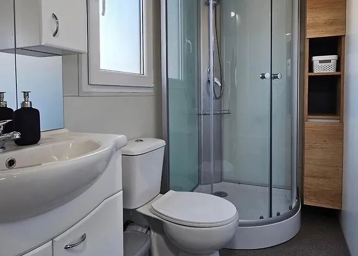 Family-friendly With Swimming Pools Pirovac, Sibenik - 24497 Apartamento *