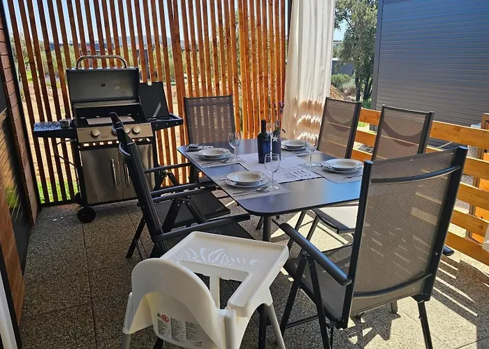 Apartamento Family-friendly With Swimming Pools Pirovac, Sibenik - 24497 Pirovac