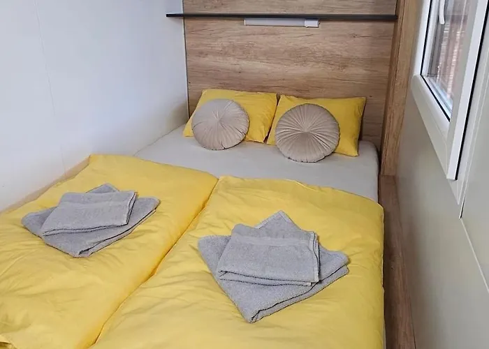 Family-friendly With Swimming Pools Pirovac, Sibenik - 24497 Apartamento *